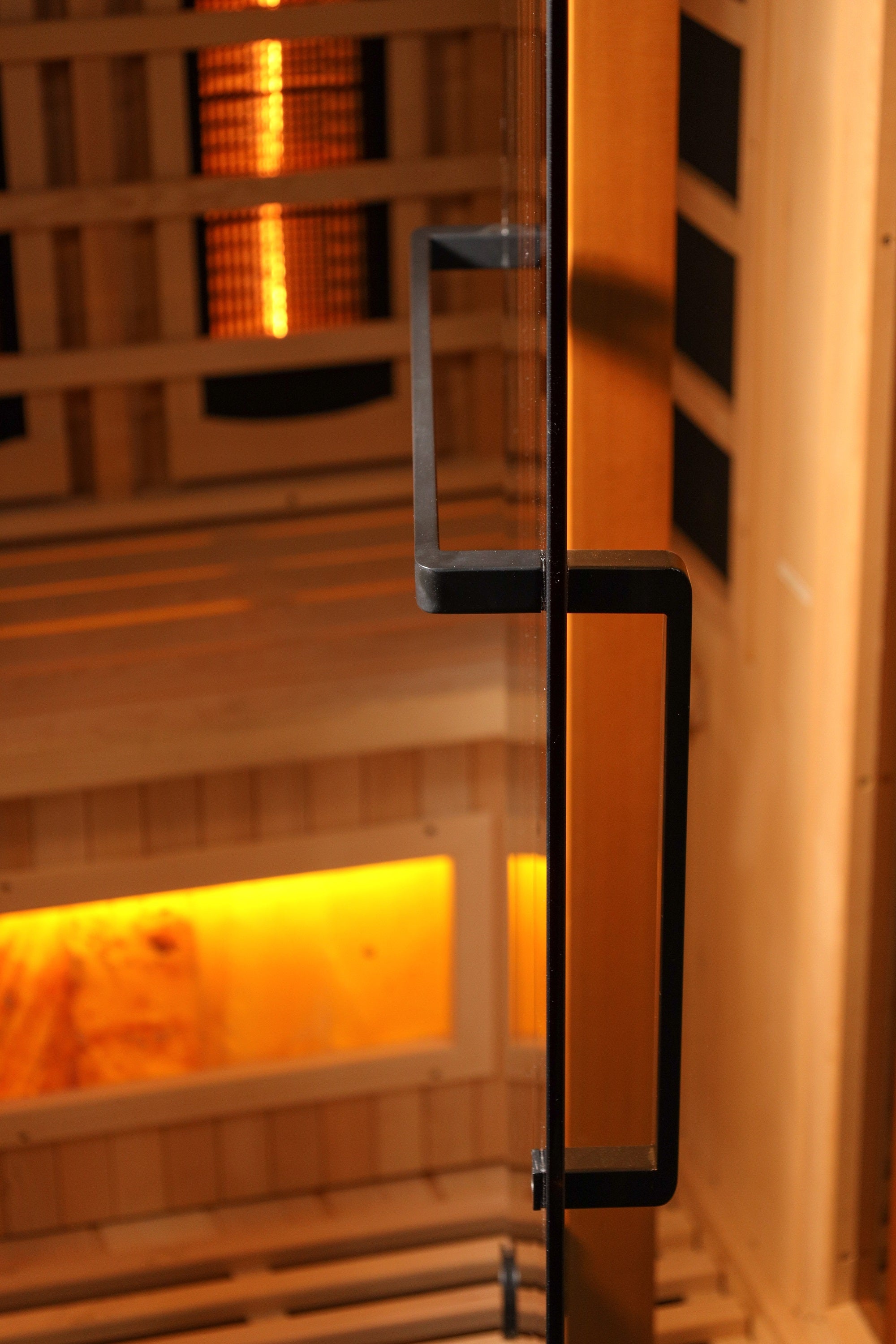 Golden Designs 2025 "Reserve Edition" 3 Person Corner Full Spectrum with Himalayan Salt Bar (GDI-8035-03)